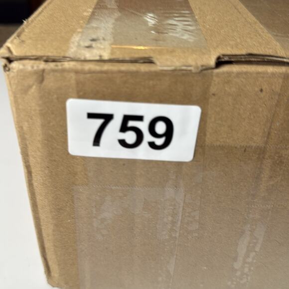 Gucci Pointed Toe Orange Leather Flats Silver Stud Toe Cap Slip On EU 37 US 7 - Picture 14 of 14